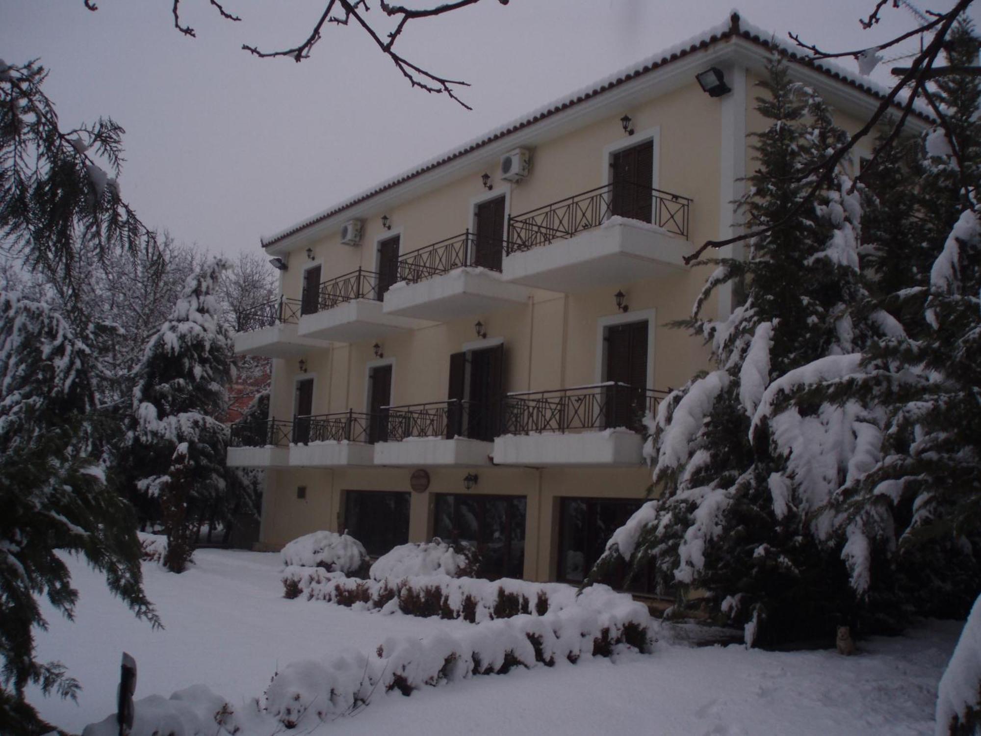 Aroanios Hotel Klitoria Luaran gambar