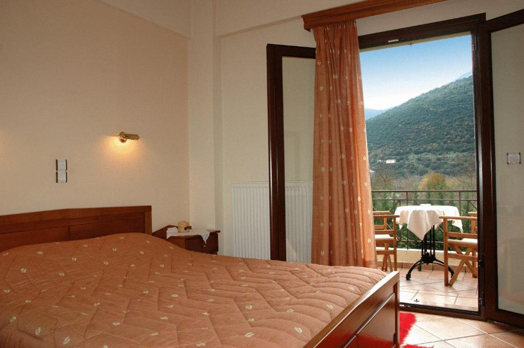 Aroanios Hotel Klitoria Luaran gambar